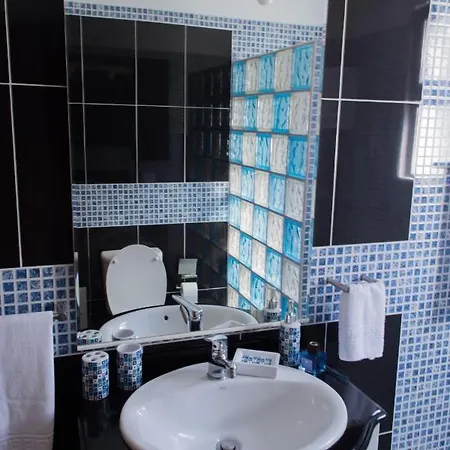 Appartement “venik House” Sea_mountains_relaxing_barbecue *